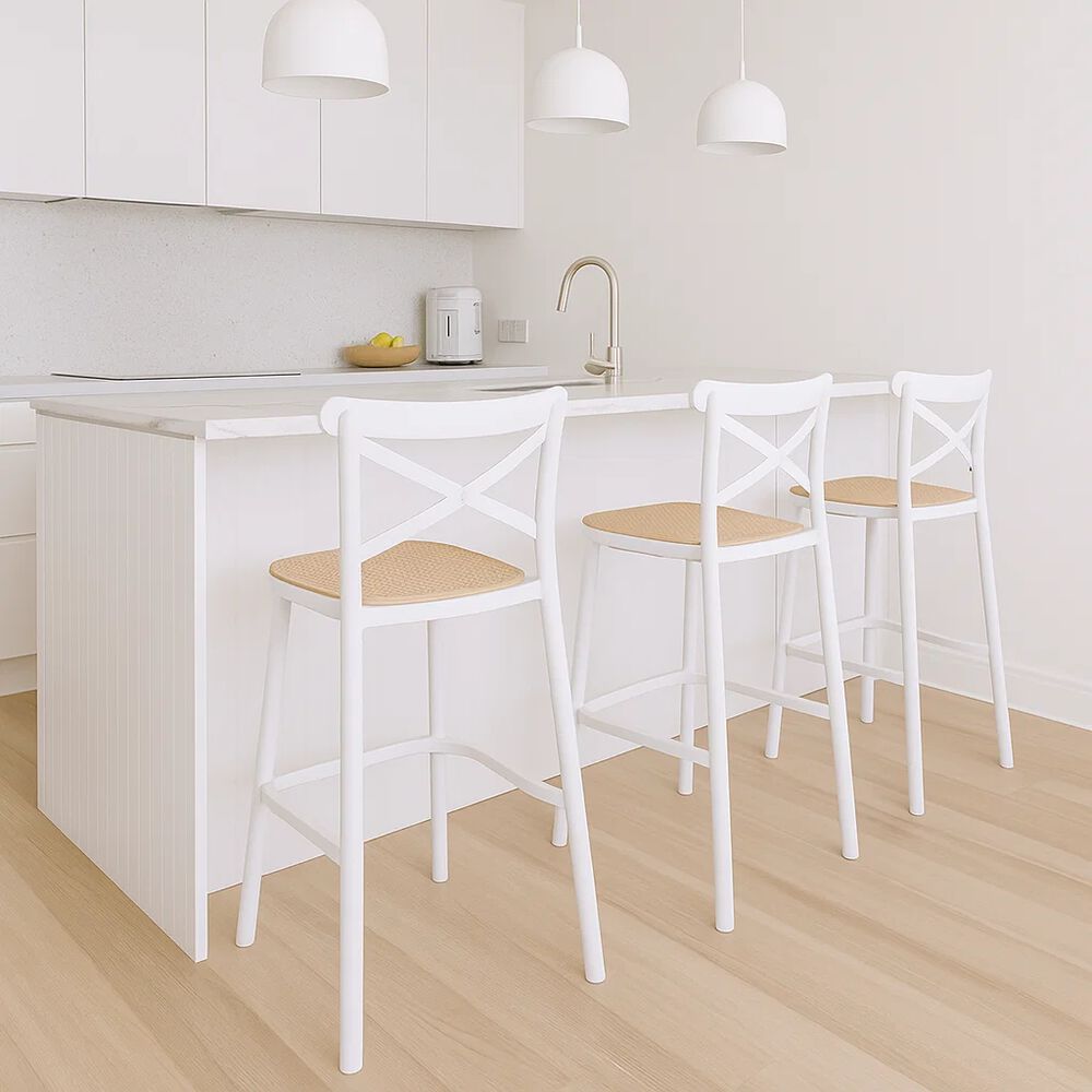 Pack De 4 Taburetes Crossback Danubio - Blanco image number 1.0