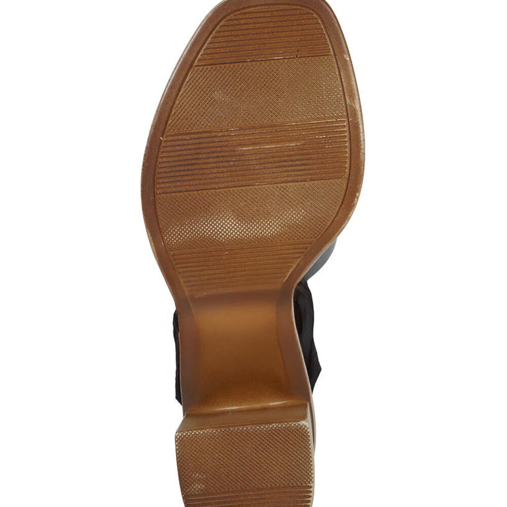 Sandalia Betzy Negro image number 6.0