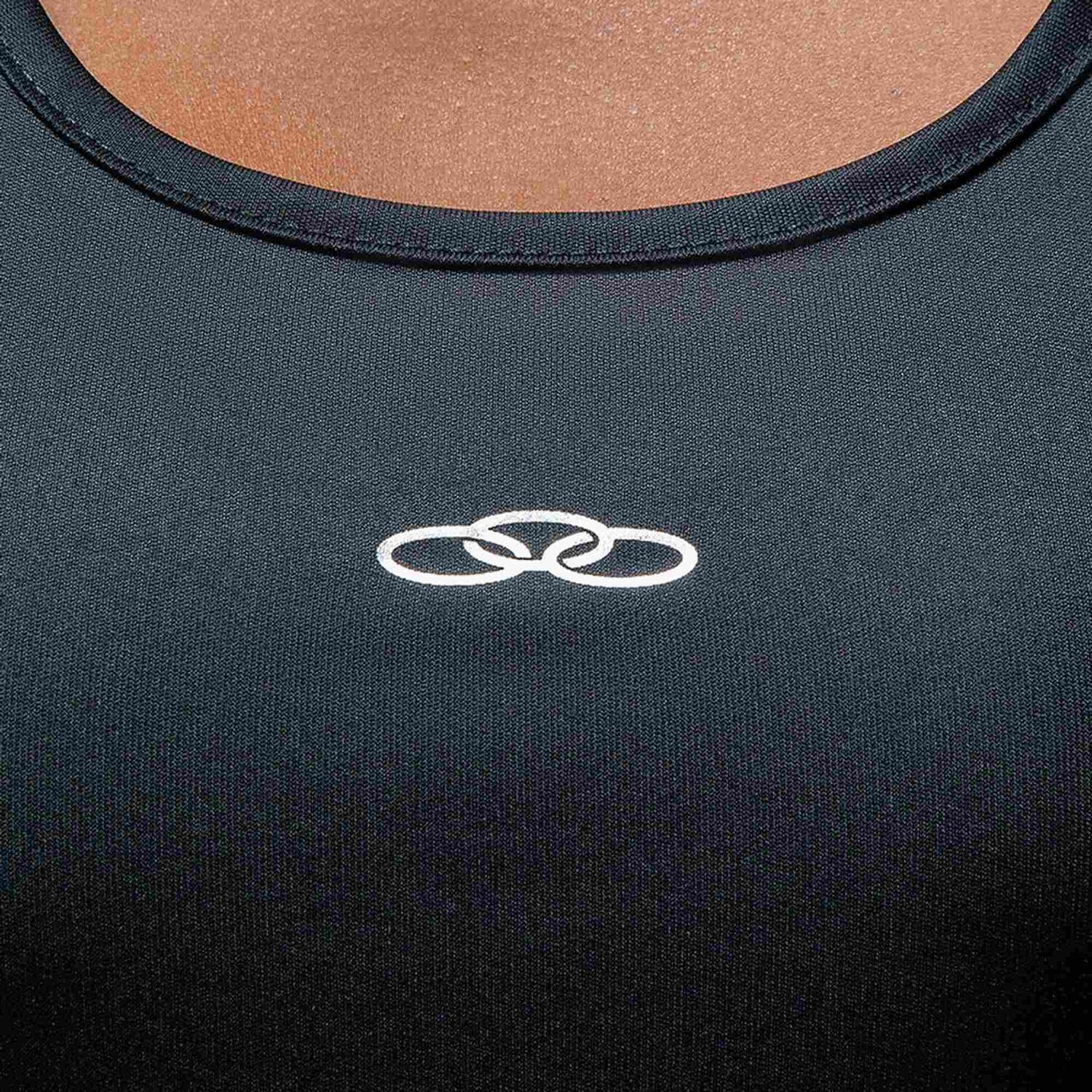 Polera Essential Sin Mangas Negra Mujer image number 2.0