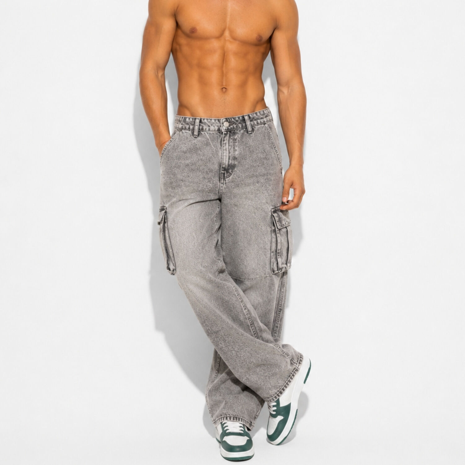 Pantal&oacute;n Jeans Cargo Baggy Hombre image number 0.0