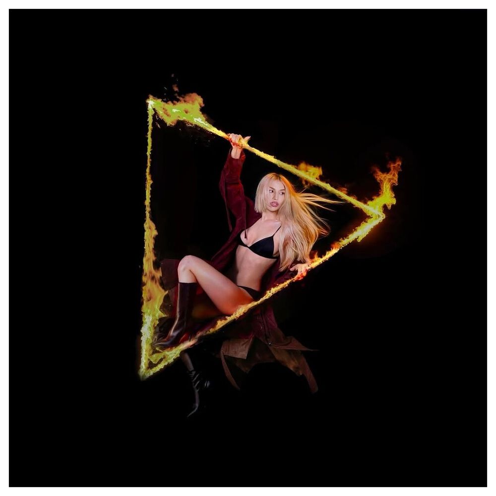 Ava Max - Don't Click Play (translucent Red Vinyl) | Vinilo image number 1.0