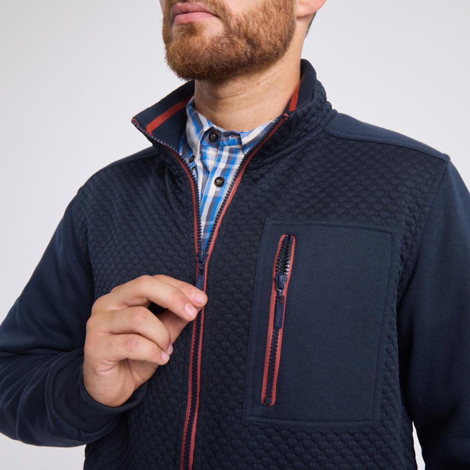 Poler&oacute;n Liso Regular Cuello Alto Hombre Peroe image number 4.0