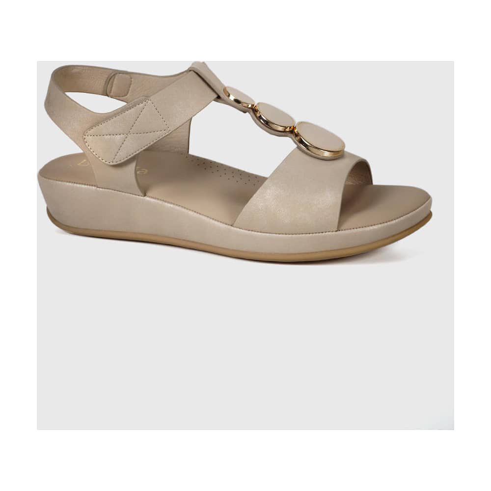 Sandalia Butis Beige image number 0.0