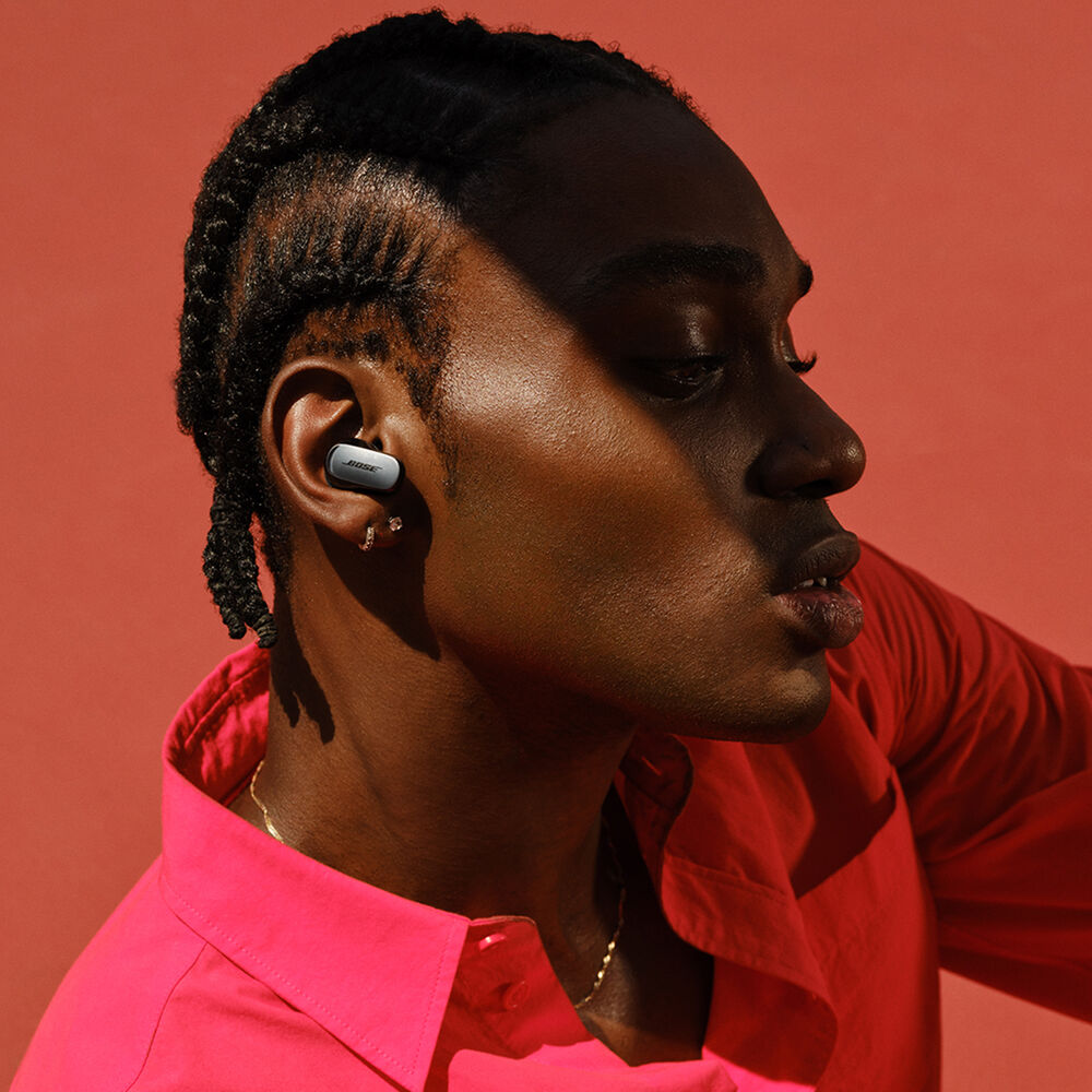 Audífono Bose Quietcomfort Ultra Earbuds Negro image number 11.0