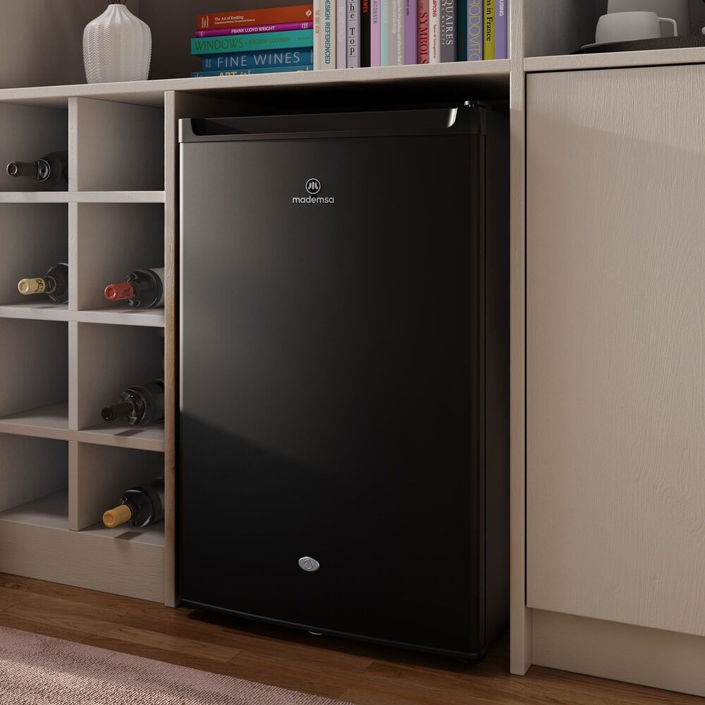 Frigobar 120l Fr&iacute;o Directo Con Llave Y Luz Led Mmb120b Negro image number 6.0