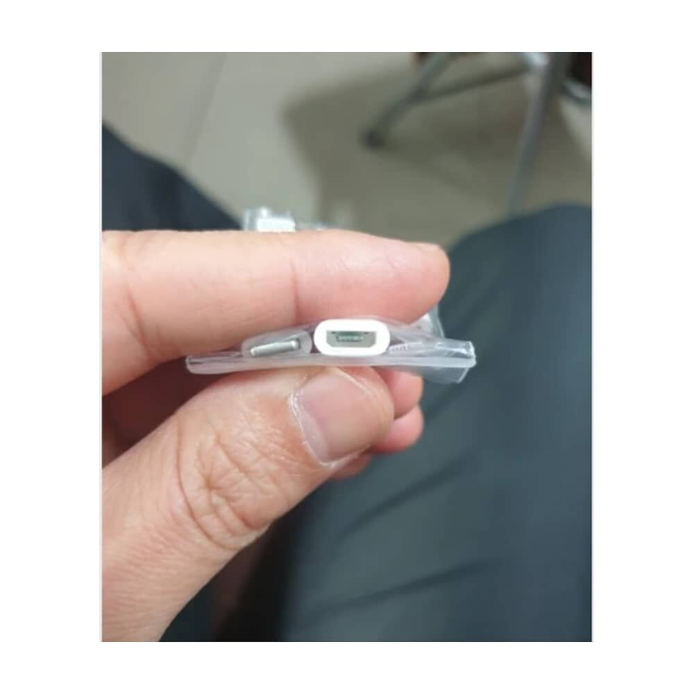 Adaptador Para Iphone Lightning Otg De 8 Pines Macho A Micro Usb V8 Hembra image number 8.0