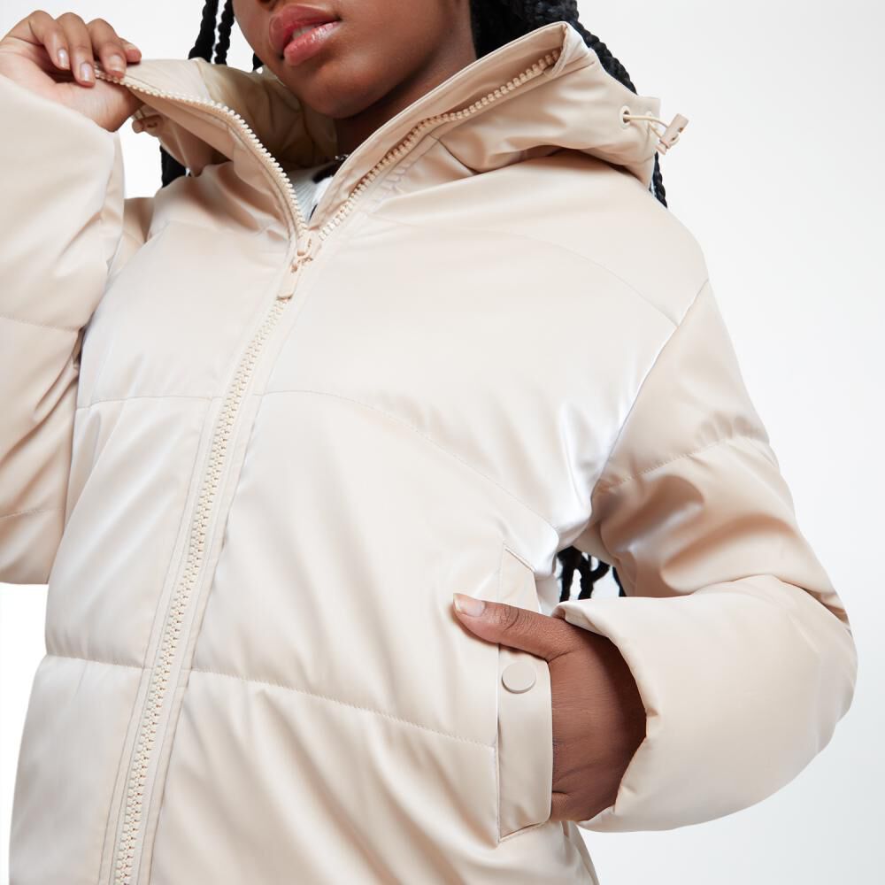 Parka Ecocuero Cuello Alto Con Capucha Mujer Rolly Go image number 4.0