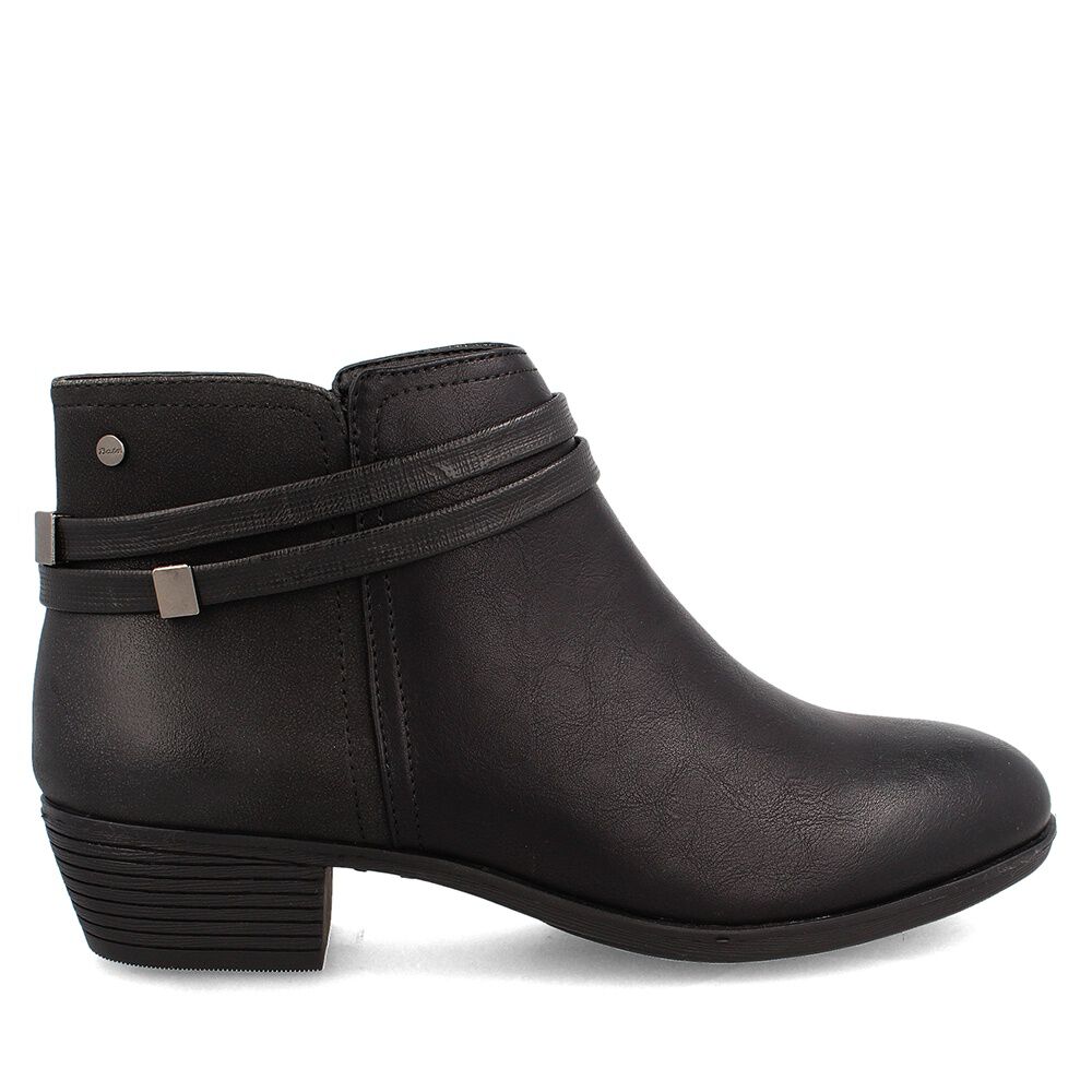 Bot&iacute;n Mujer Bata Sarita Negro image number 0.0