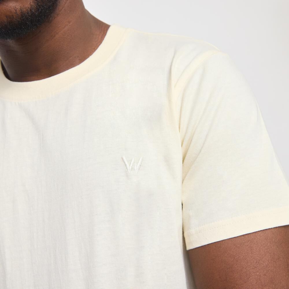 Polera Deportiva Lisa Slim Manga Corta Cuello Redondo Hombre Wetland image number 4.0