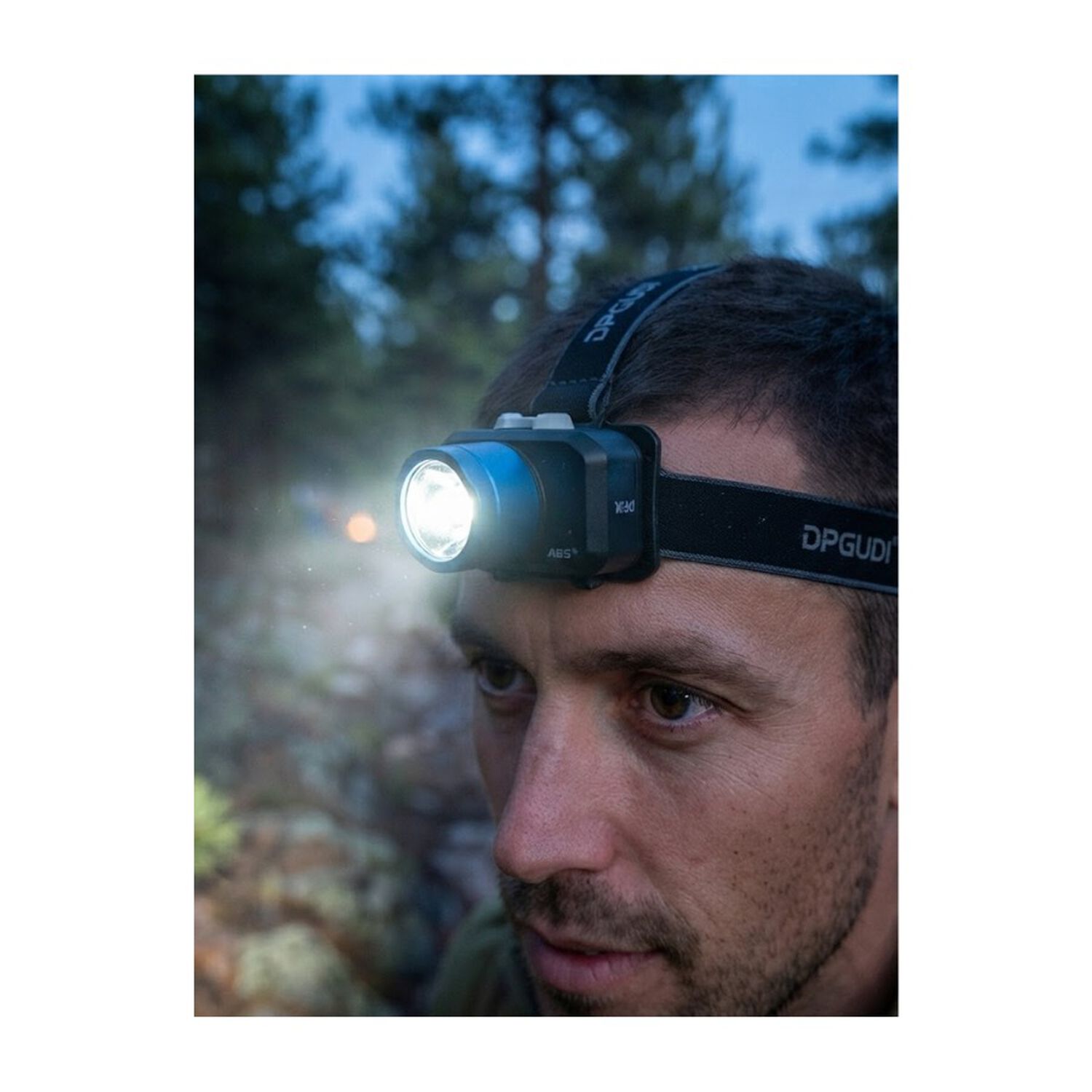 Linterna Frontal Led Dpgudi Dp-p03 Recargable Zoom Negra Con Azul image number 1.0