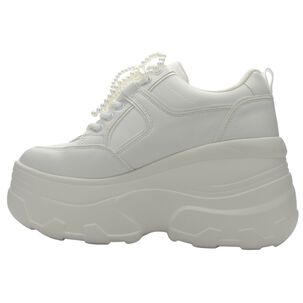 Zapatilla De Mujer De Color Blanco Urbano Chalada Nake-3