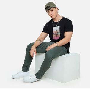 Polera Regular Manga Corta Cuello Redondo Hombre Skuad