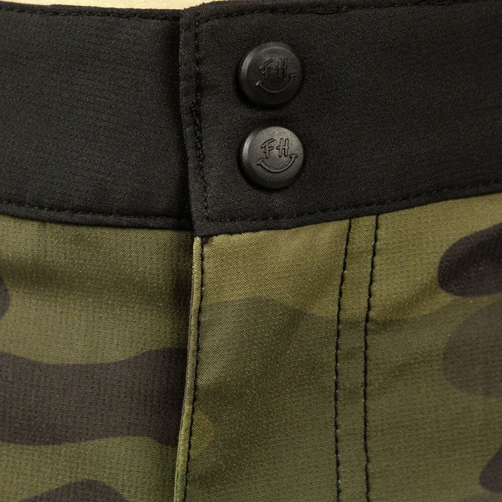 Short Crossline Youth Camo 24 Fasthouse image number 2.0