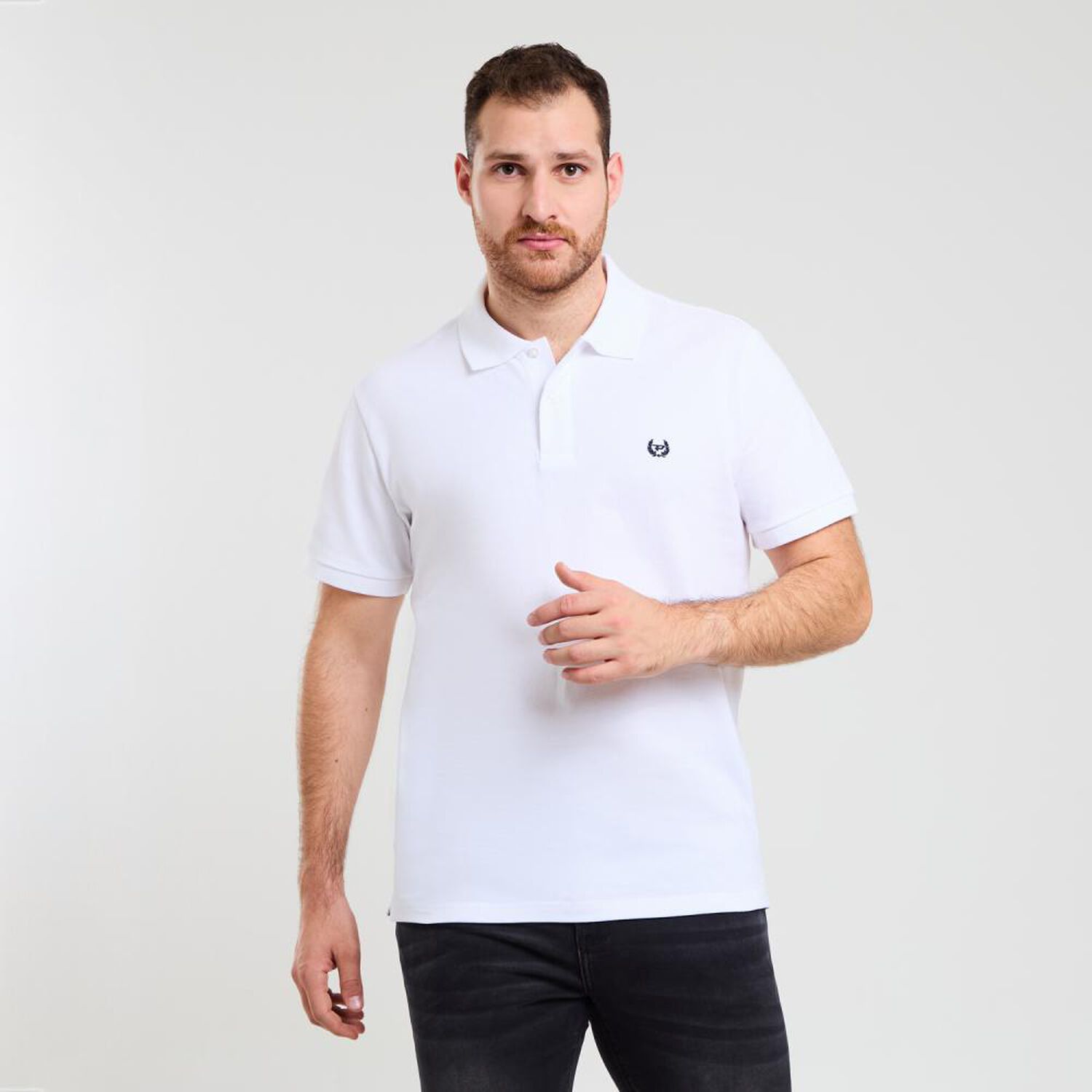 Polera Lisa Regular Manga Corta Cuello Piqu&eacute; Hombre Peroe image number 0.0