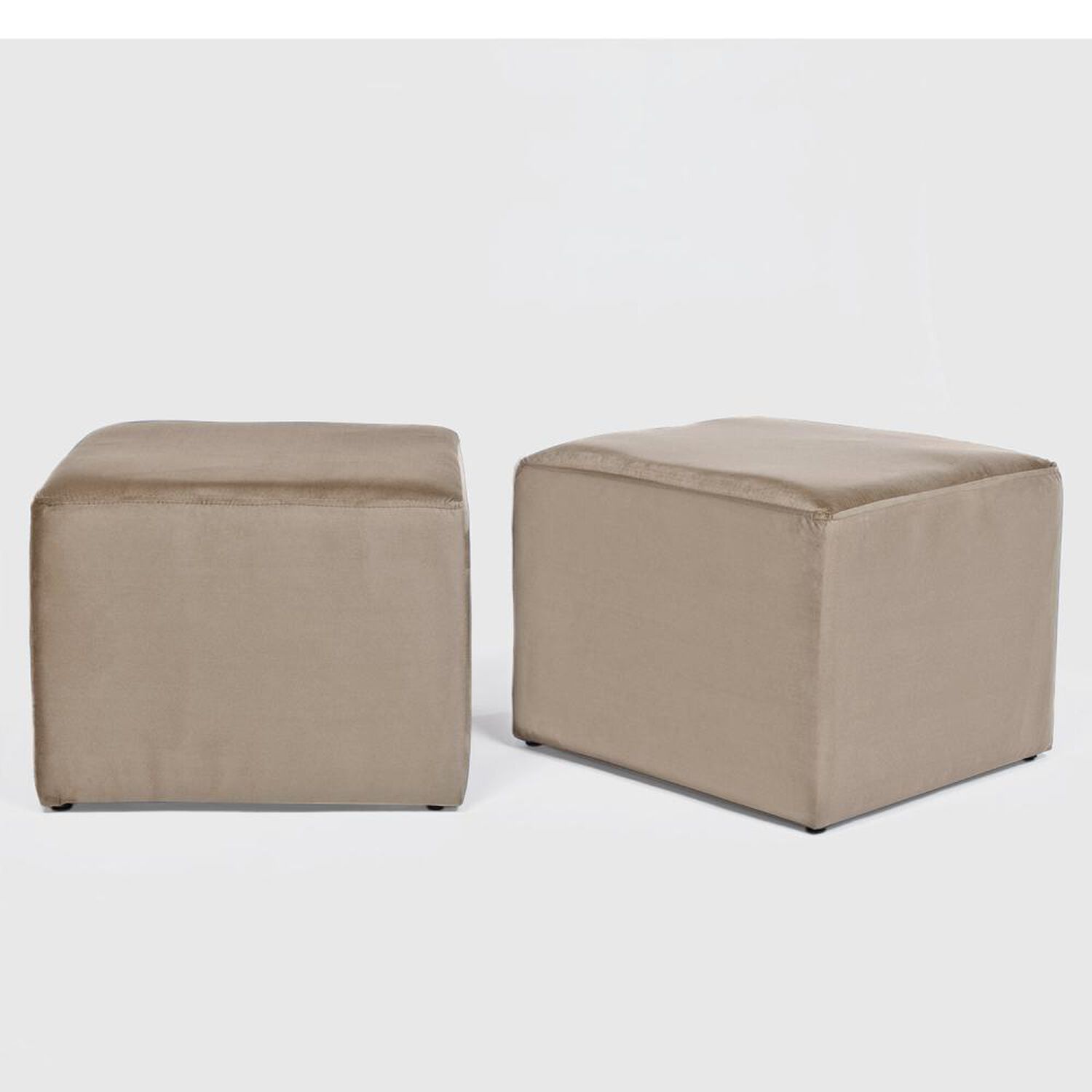 Sof&aacute; Almore Paris + 2 Pouf / 5 Cuerpos image number 7.0