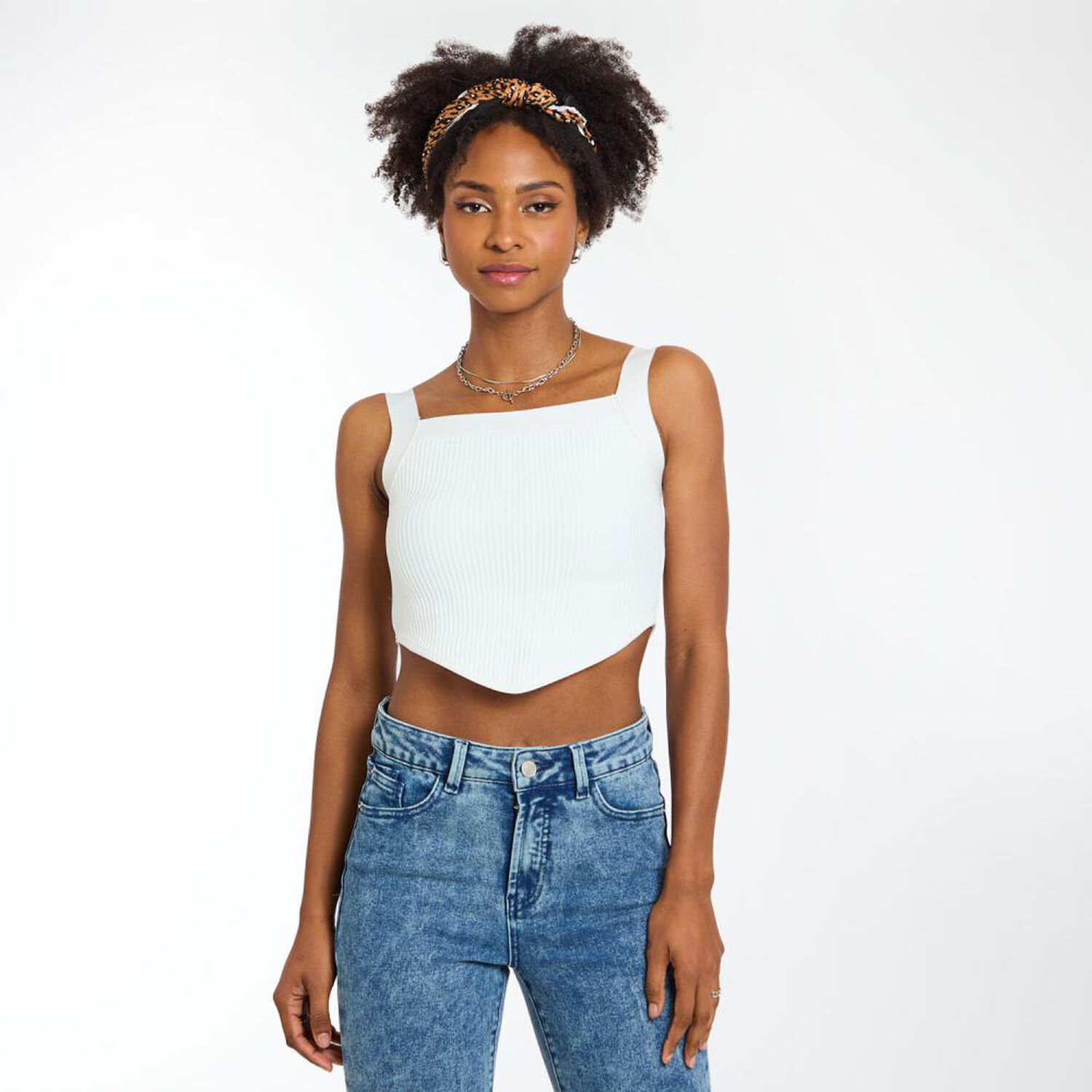 Polera Crop Basta En V Sin Mangas Cuello Recto Mujer Rolly Go image number 0.0
