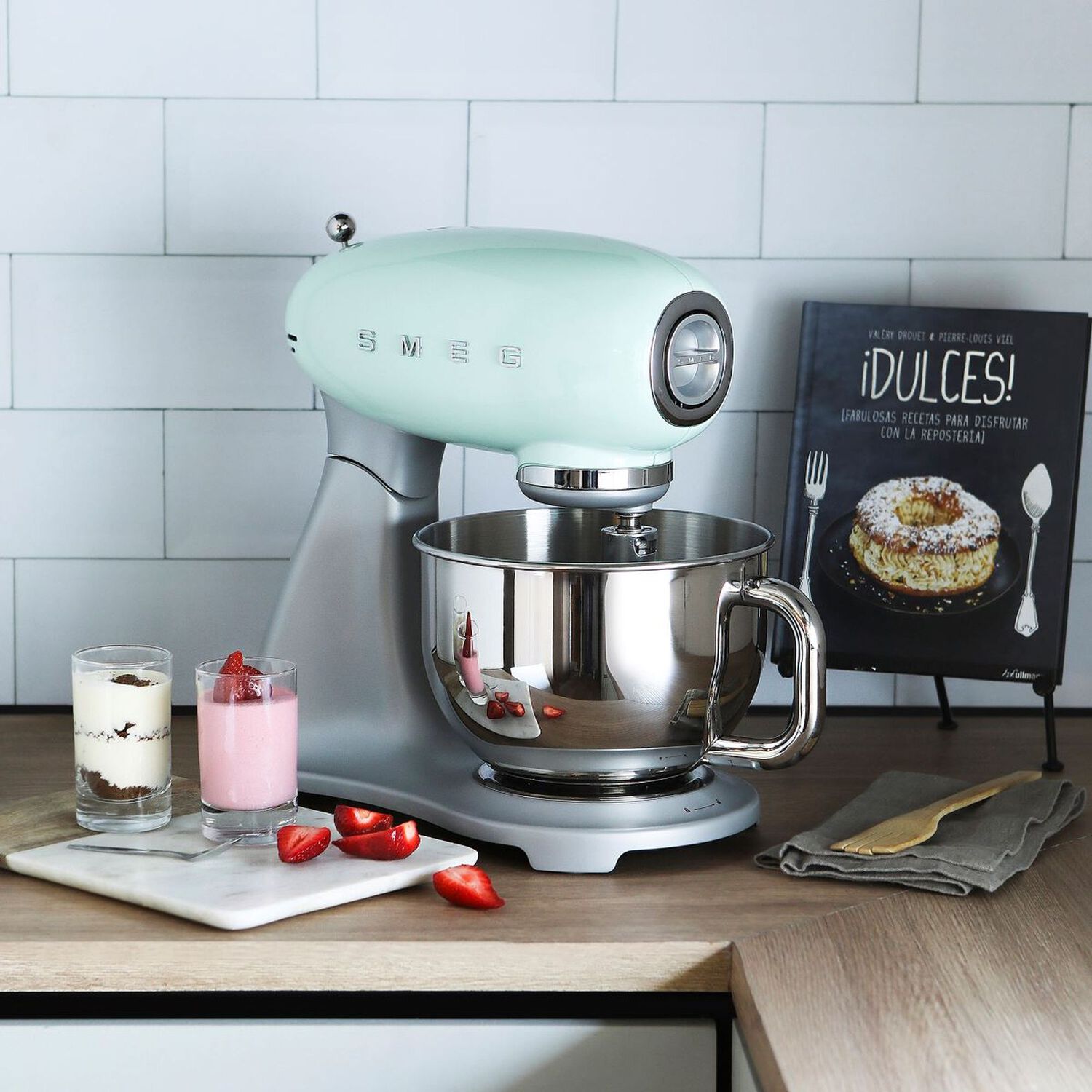 Batidora Smeg Stand Mixer Verde Agua Modelo Smf02pgeu image number 9.0