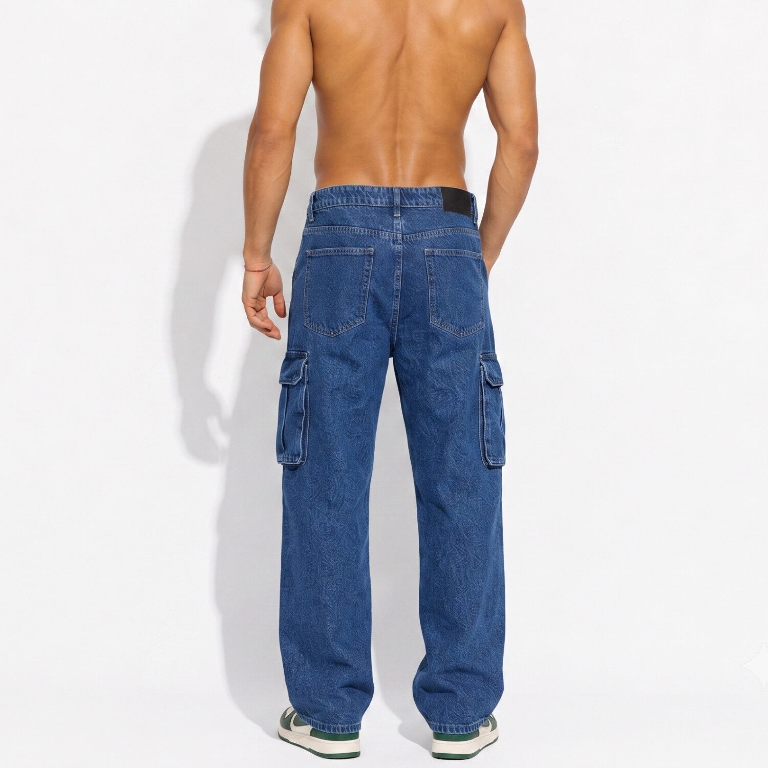 Pantal&oacute;n Jeans Cargo Baggy Hombre image number 2.0