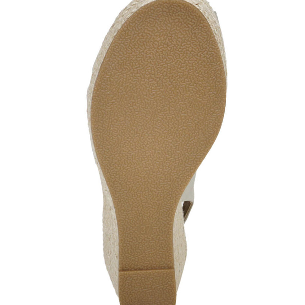 Sandalia Yurena Dorado image number 5.0