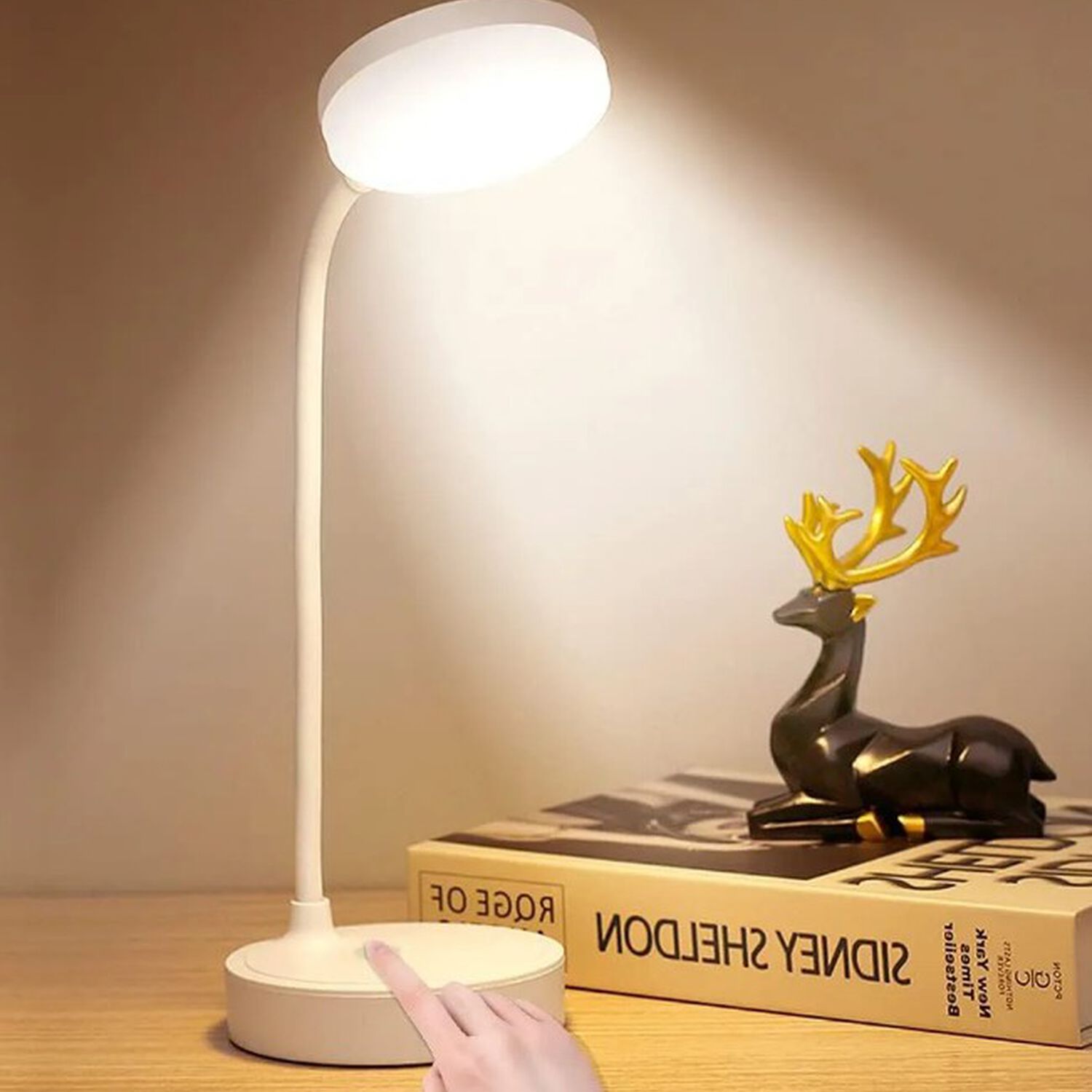 Lampara Led De Escritorio Recargable image number 0.0