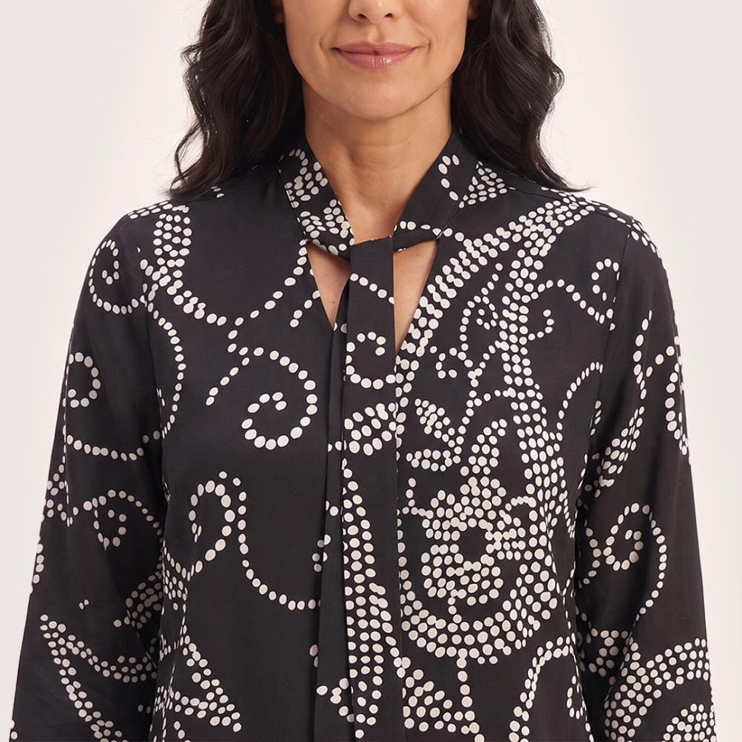 Blusa Manga Larga Cuello V Mujer Lorenzo Di Pontti image number 3.0