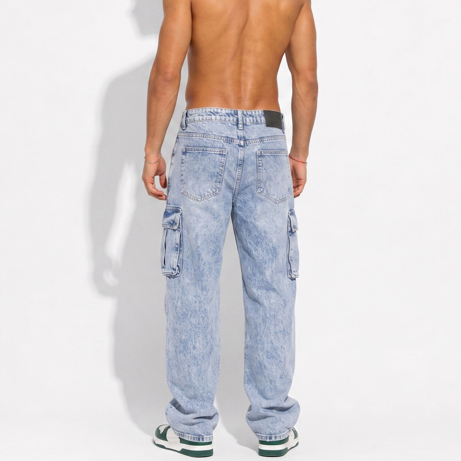 Pantal&oacute;n Jeans Cargo Baggy Hombre image number 2.0