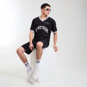 Polera Regular Manga Corta Cuello V Hombre Skuad