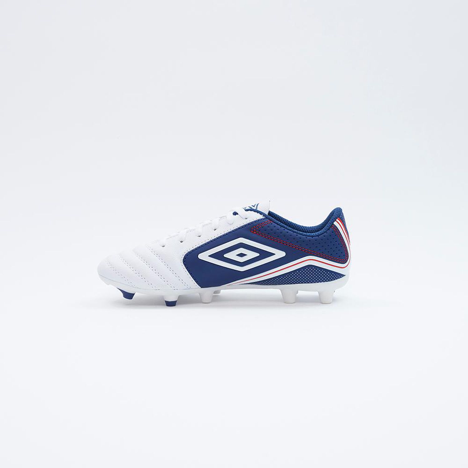 Zapato De F&uacute;tbol Ni&ntilde;o Umbro Classico Blanco image number 2.0