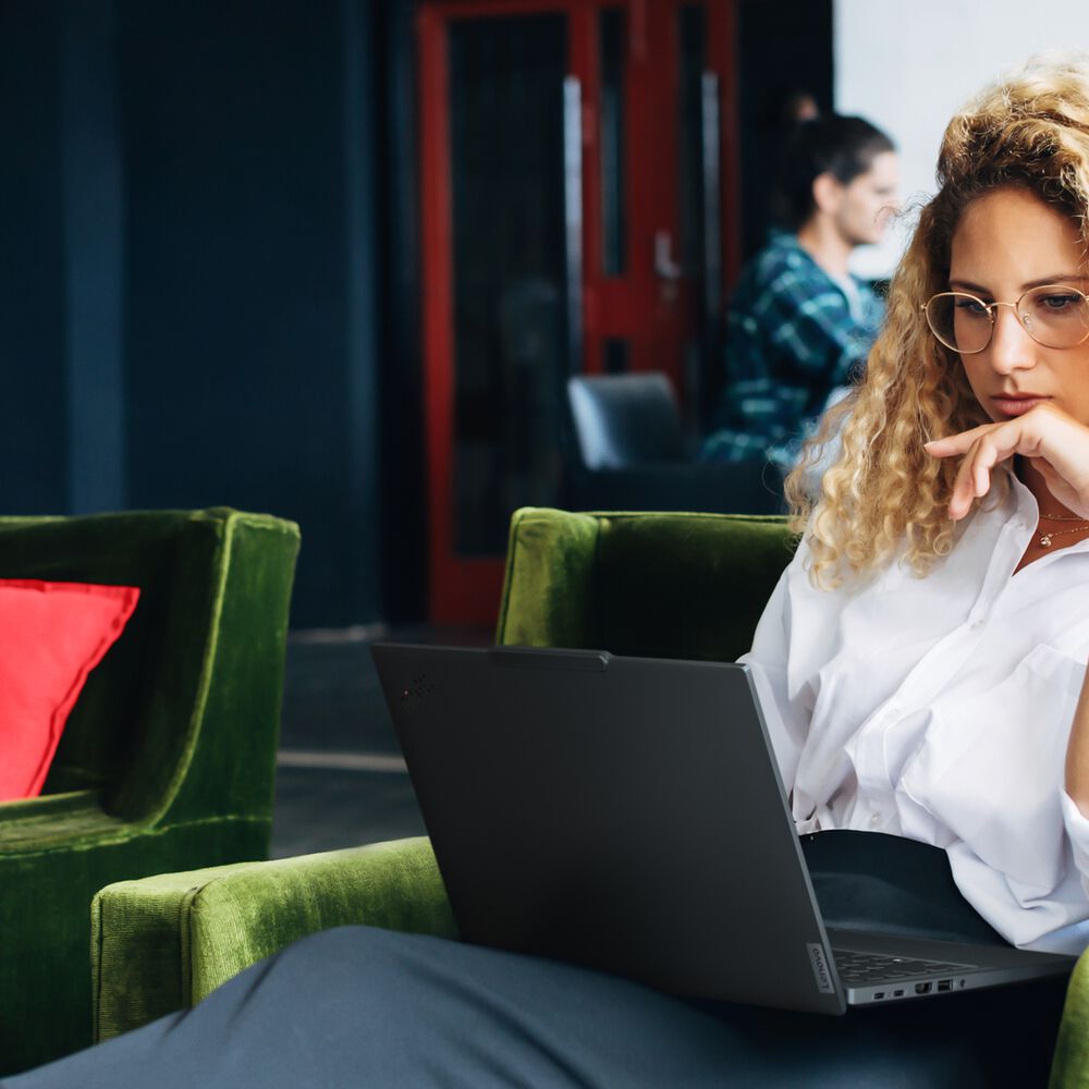 Notebook Thinkpad E16 Gen 3 Amd Ryzen 7 16gb Ram 512gb Ssd 16" image number 6.0