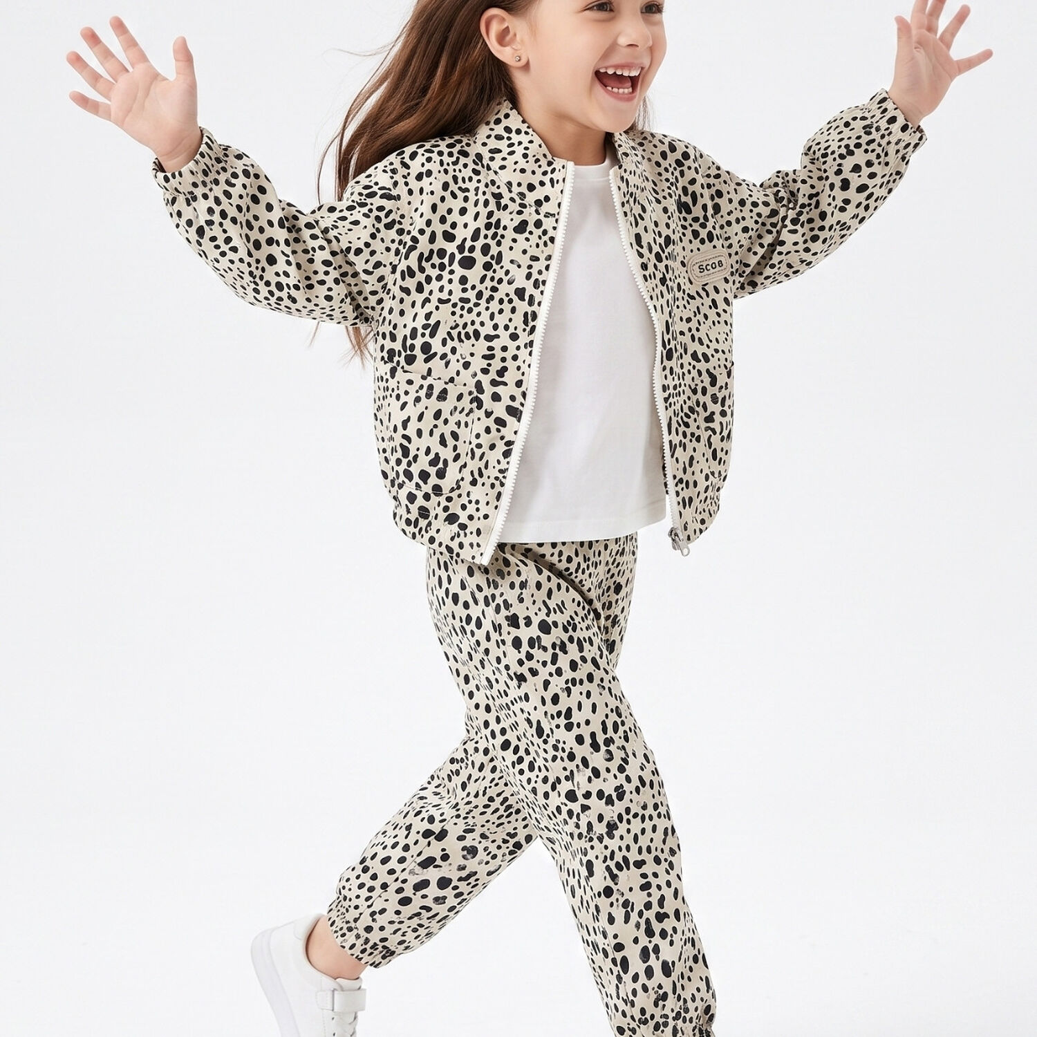 Conjunto Buzo Ni&ntilde;a Animal Print Leopardo Con Chaqueta image number 4.0