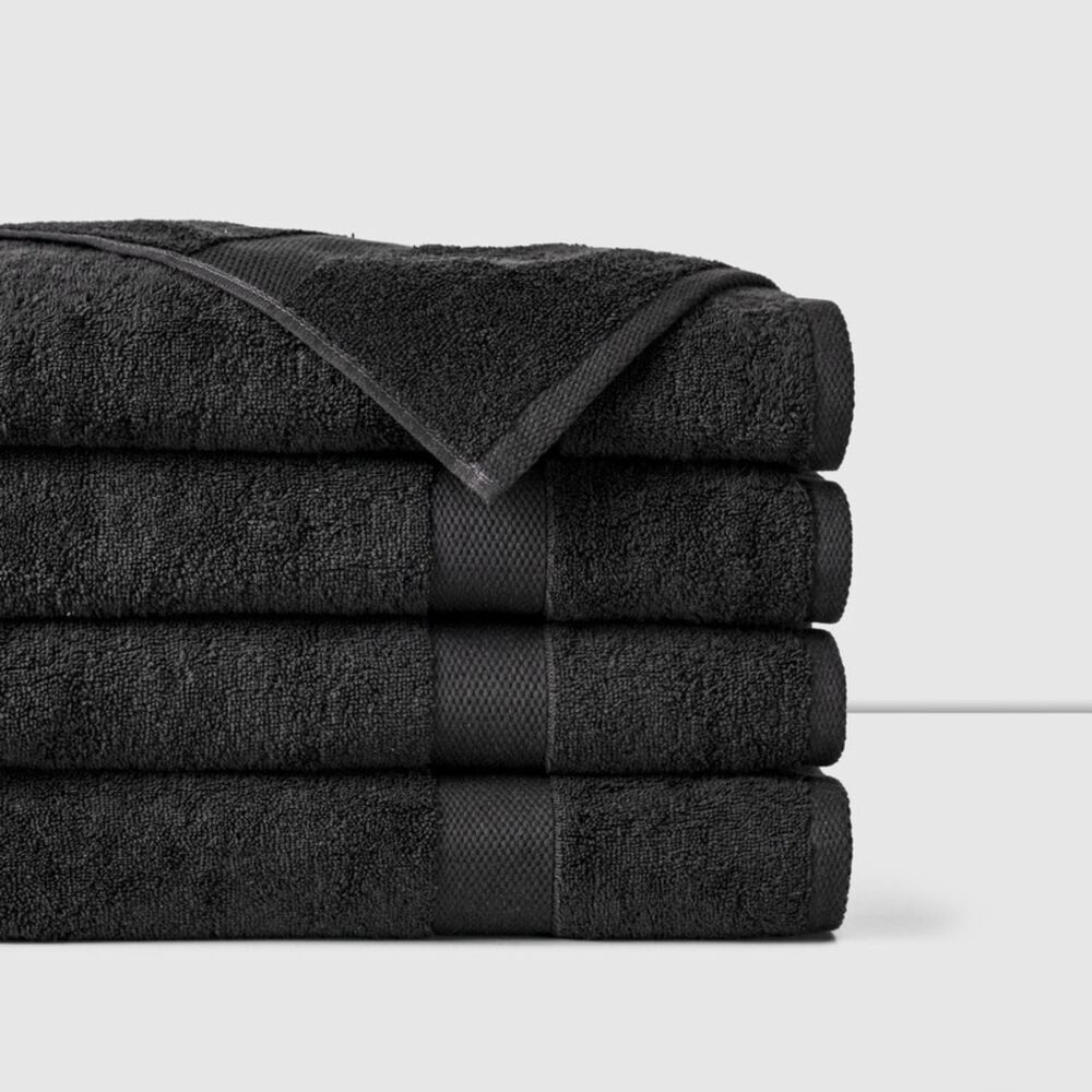 Toalla De Baño 100% Algodón 500 Grs. 70x140 Centimetros / Black Cannon image number 0.0
