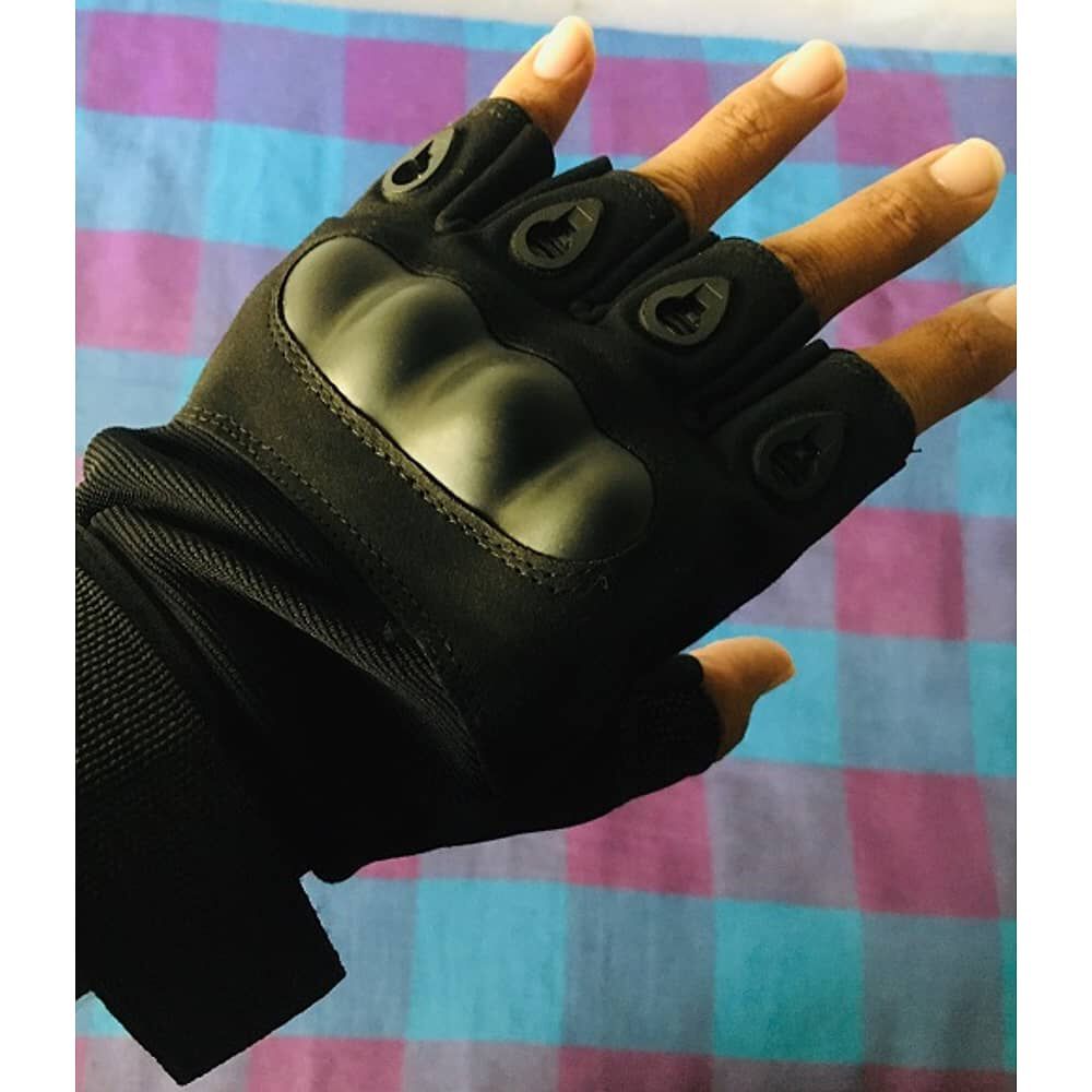 Guantes T&aacute;cticos Para Motocicleta O Bici Nudillos Extra Duros Reforzado Correa Sin Dedos image number 6.0