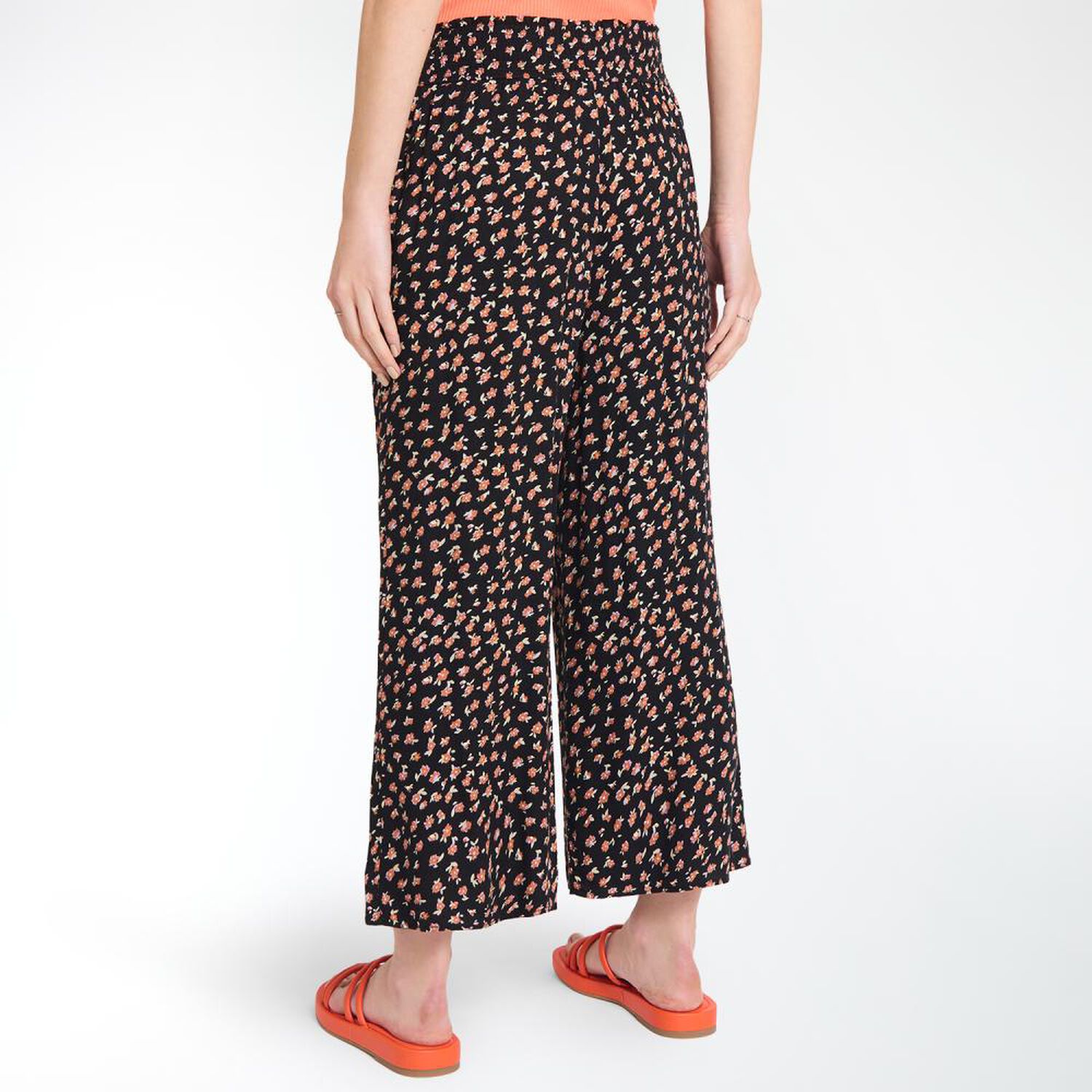 Pantal&oacute;n Pretina El&aacute;sticada Tiro Medio Regular Mujer Freedom image number 3.0