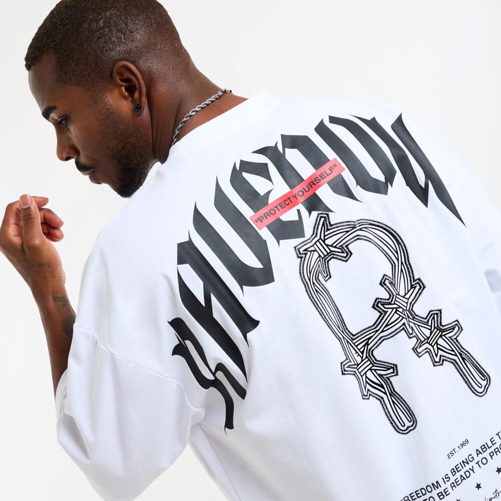 Polera Oversize Manga Corta Cuello Redondo Hombre Rolly Go image number 4.0