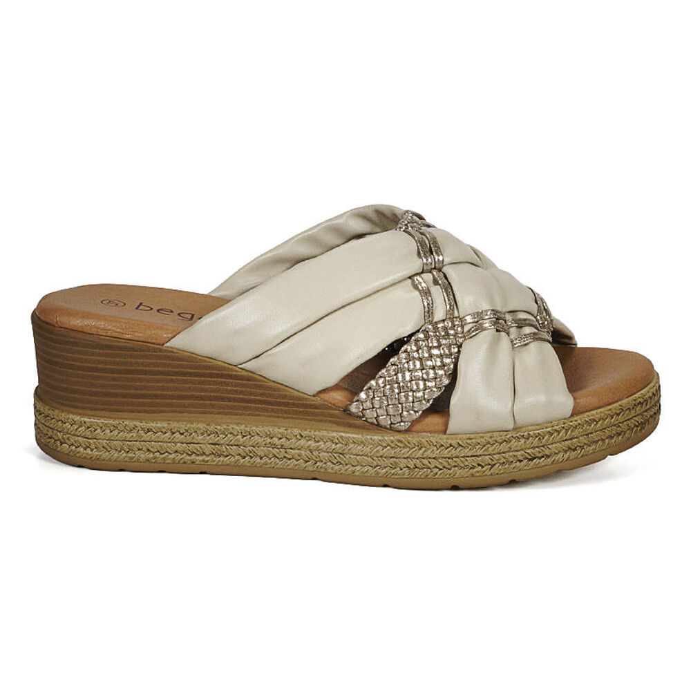 Sandalia Yaimara Beige image number 1.0