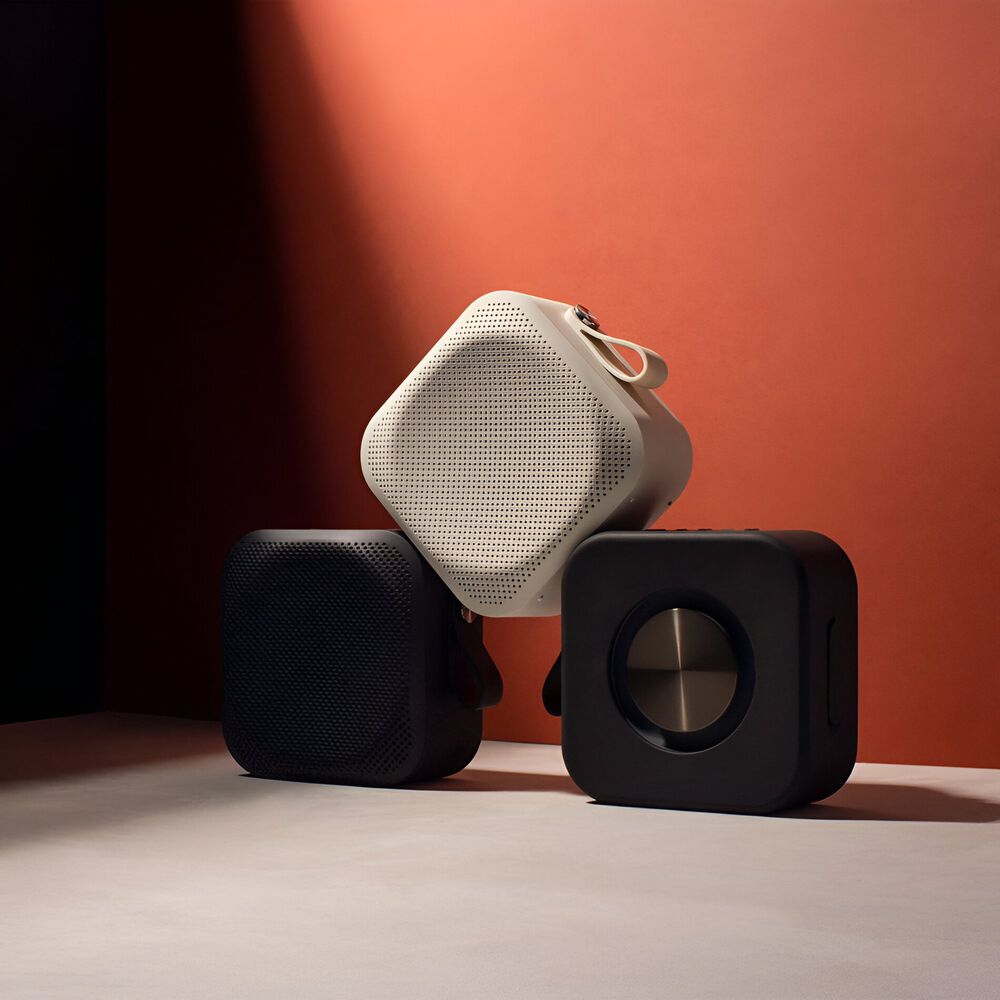 Parlante Portatil Sudio F2 Bt Black Water Resistant 20w Rms image number 9.0