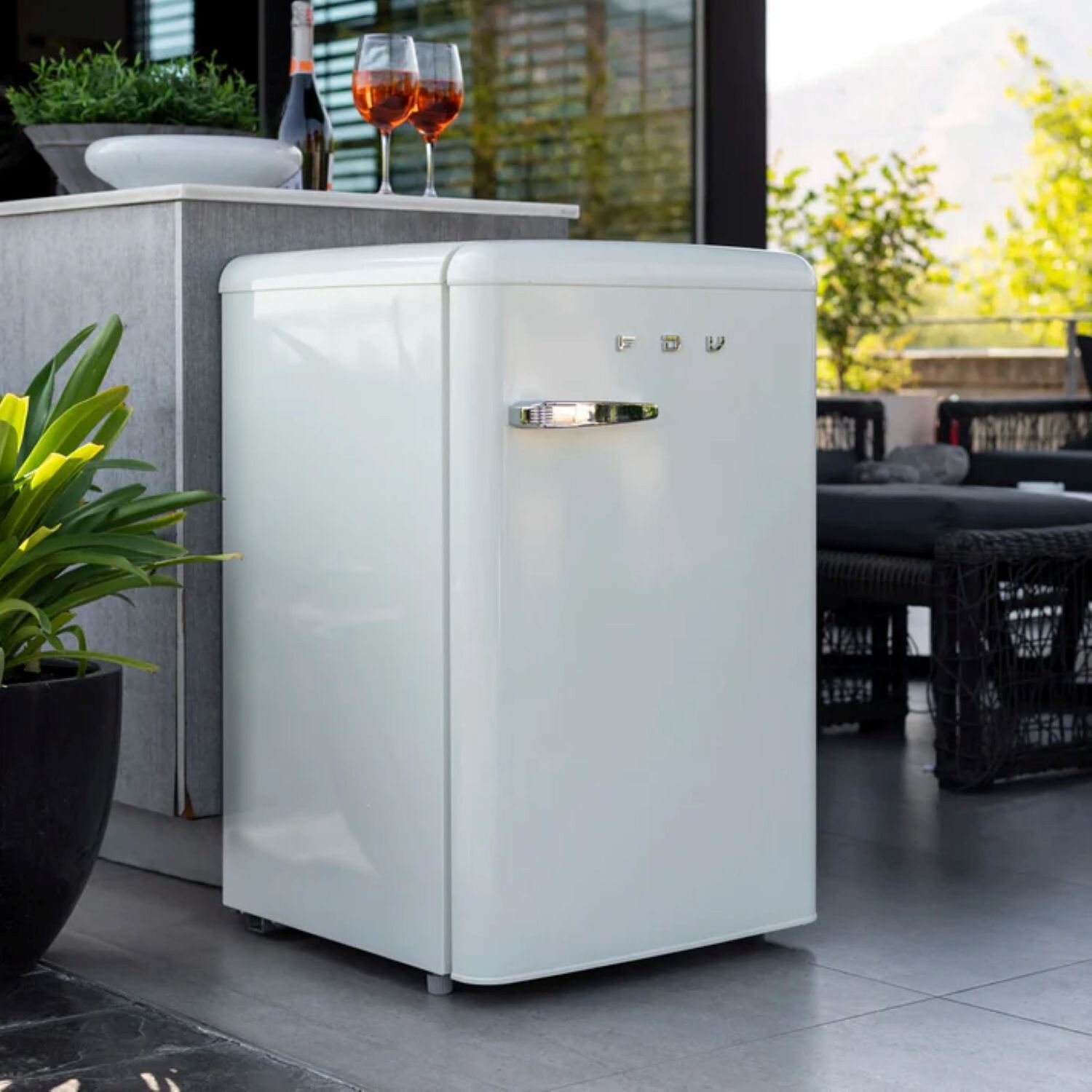 Frigobar Tundra Crema 112l Fdv image number 4.0