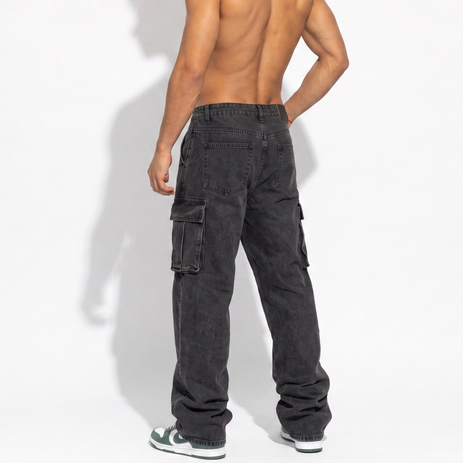 Pantal&oacute;n Jeans Cargo Baggy Hombre image number 2.0