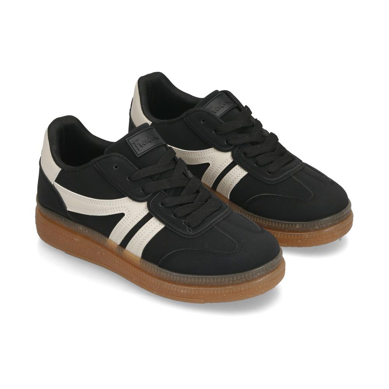 Zapatilla Urbana Mujer Freedom Black image number 1.0