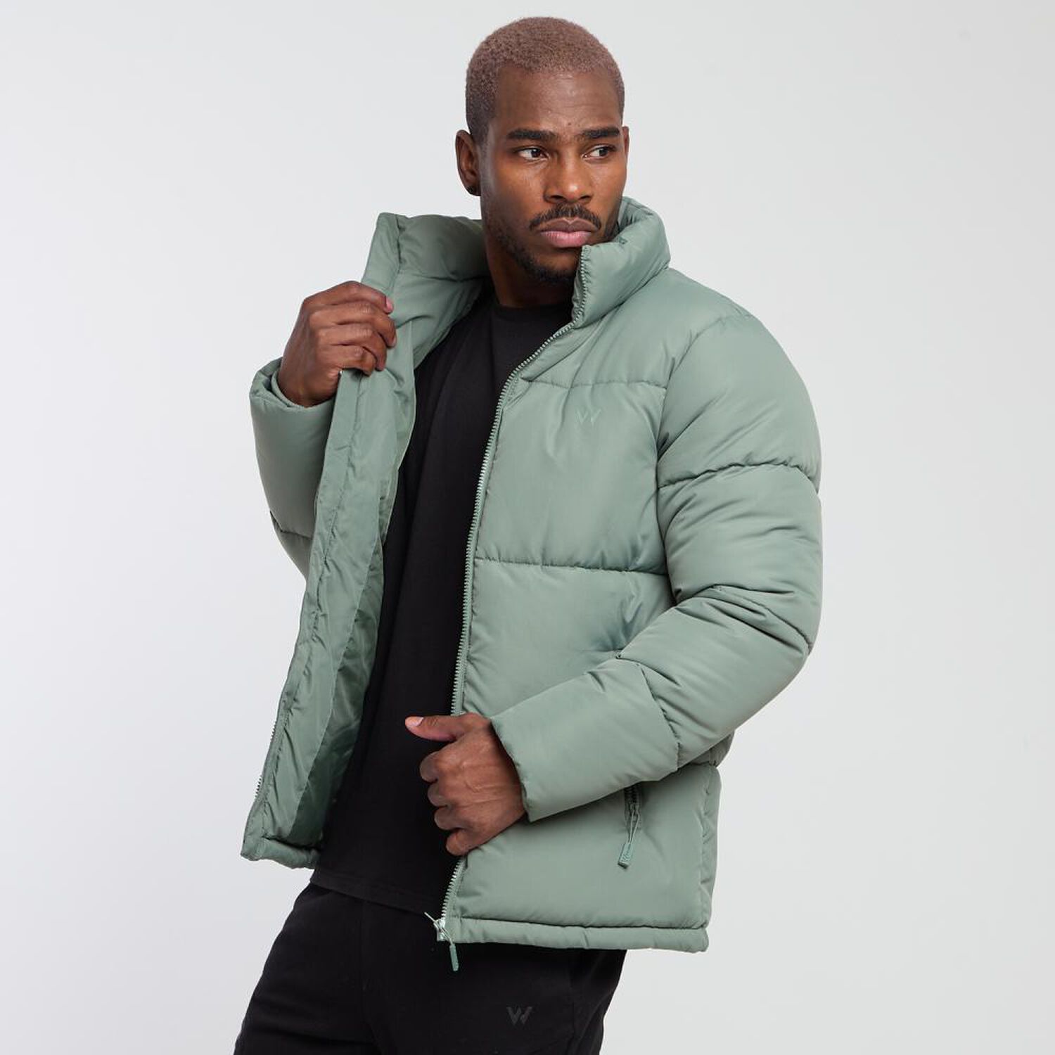 Parka Deportiva Lisa Regular Cuello Alto Hombre Wetland image number 2.0