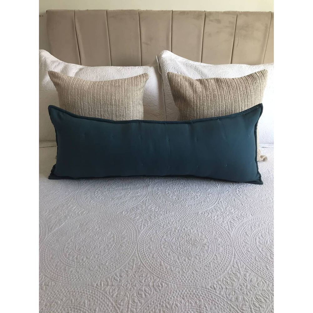 Cojin Con Detalles Bordados Rectangular 35 X 90cm image number 1.0