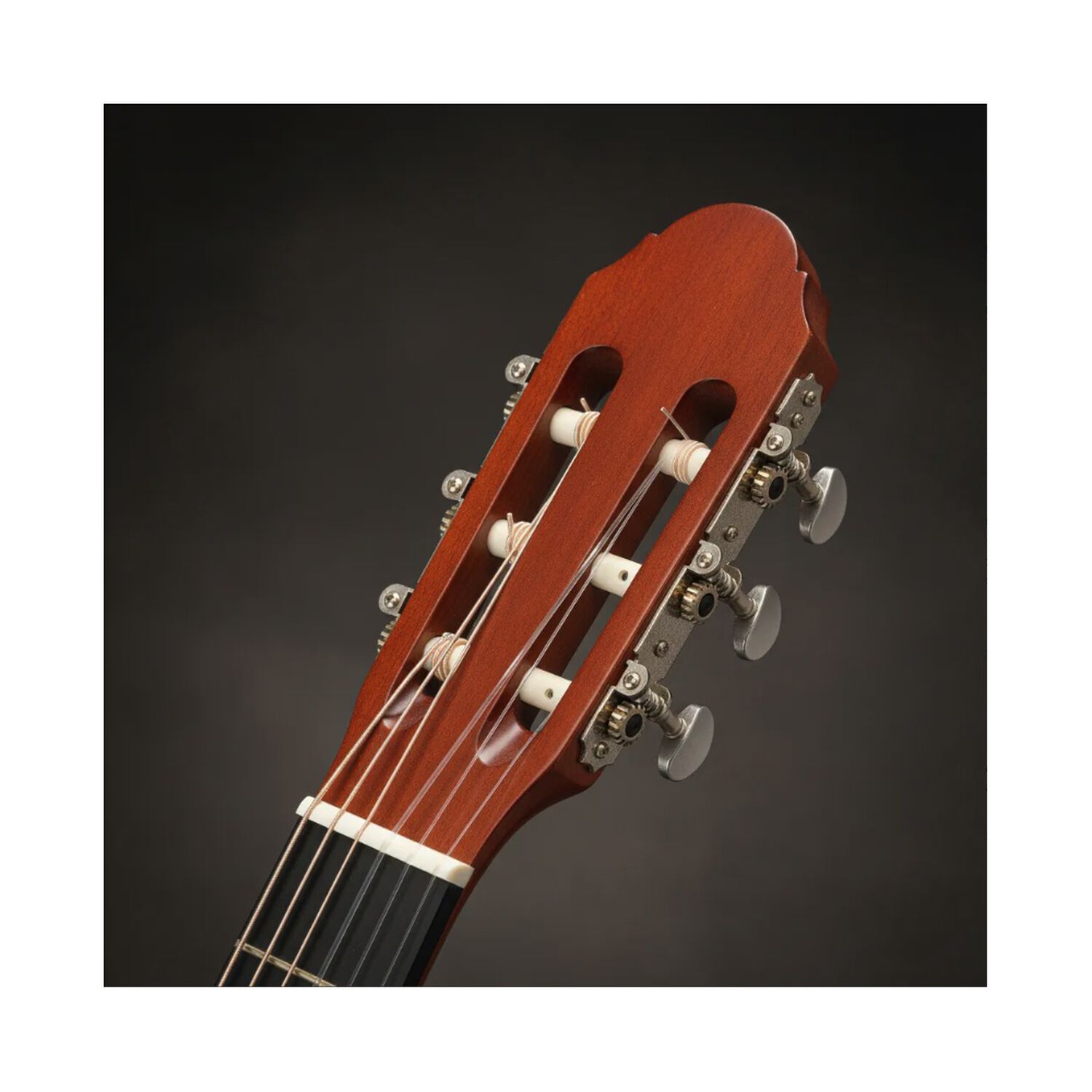 Guitarra Cl&aacute;sica 39" - Cuerdas De Nylon Y Sonido C&aacute;lido image number 4.0