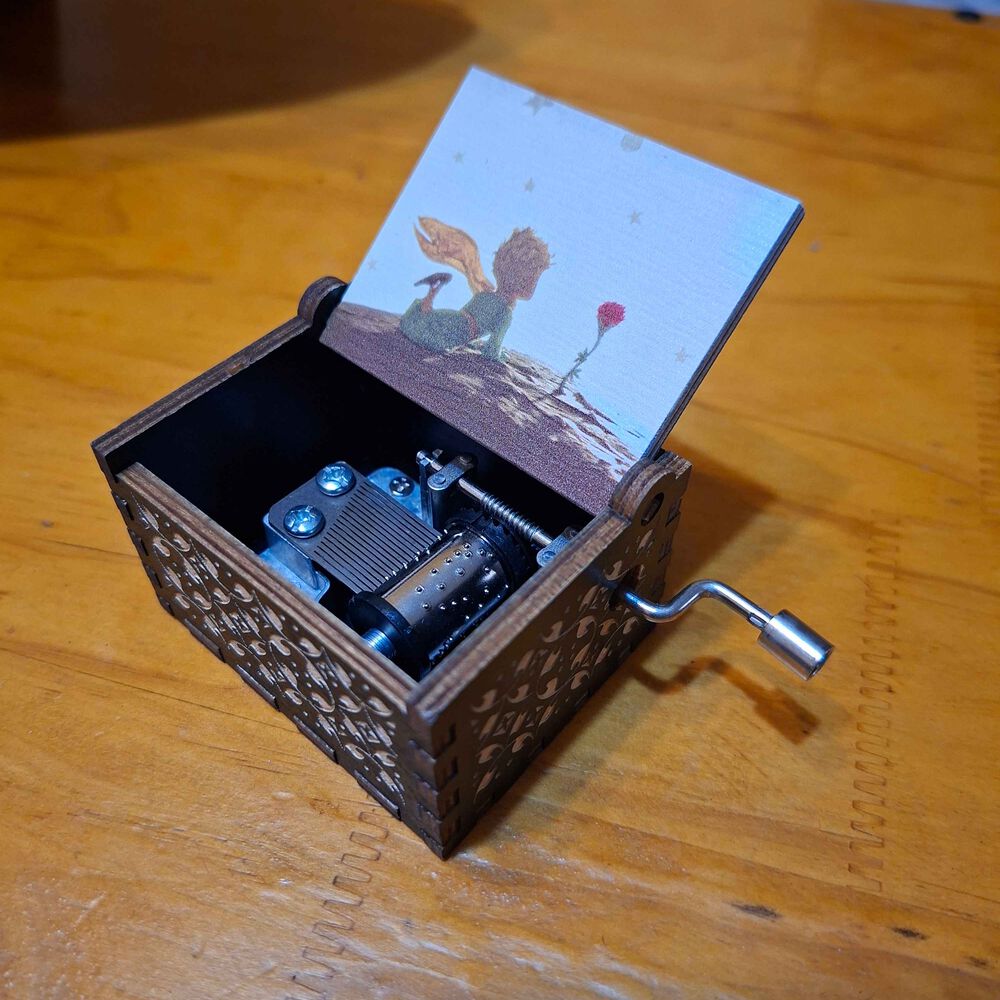 Caja Musical El Principito Melodia You Are My Sunshine image number 4.0