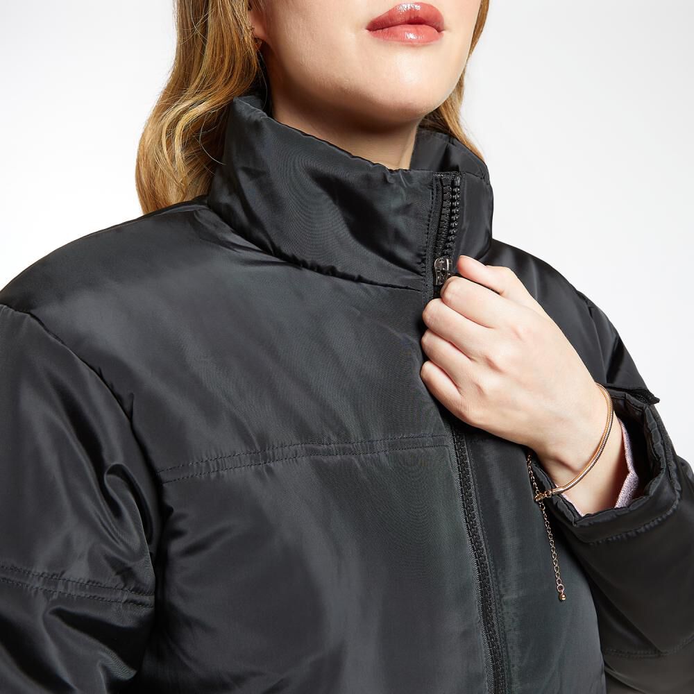 Parka Lisa Oversize Cuello Alto Mujer Geeps image number 4.0