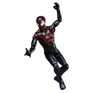 Figura De Acci&oacute;n Spiderman Titan Series Miles Morales