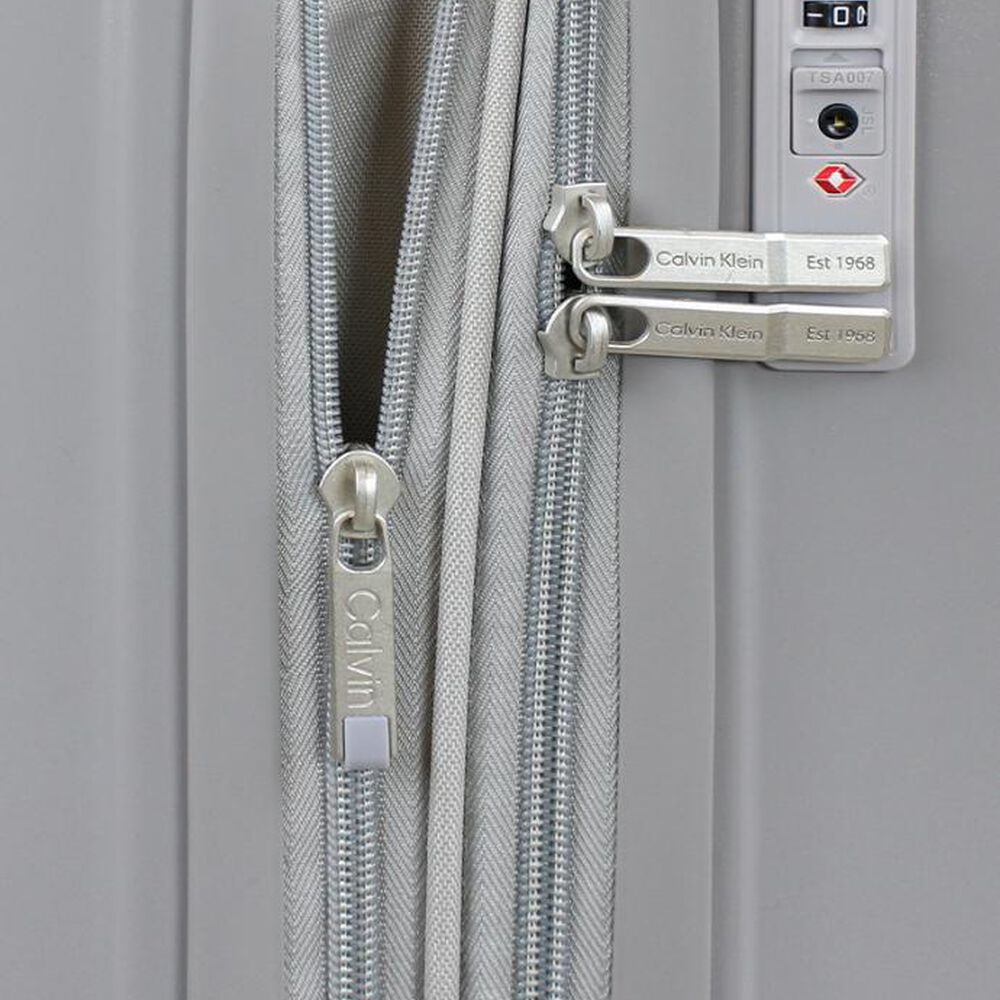 Maleta Mediana Rome 20kg Gris Calvin Klein image number 9.0