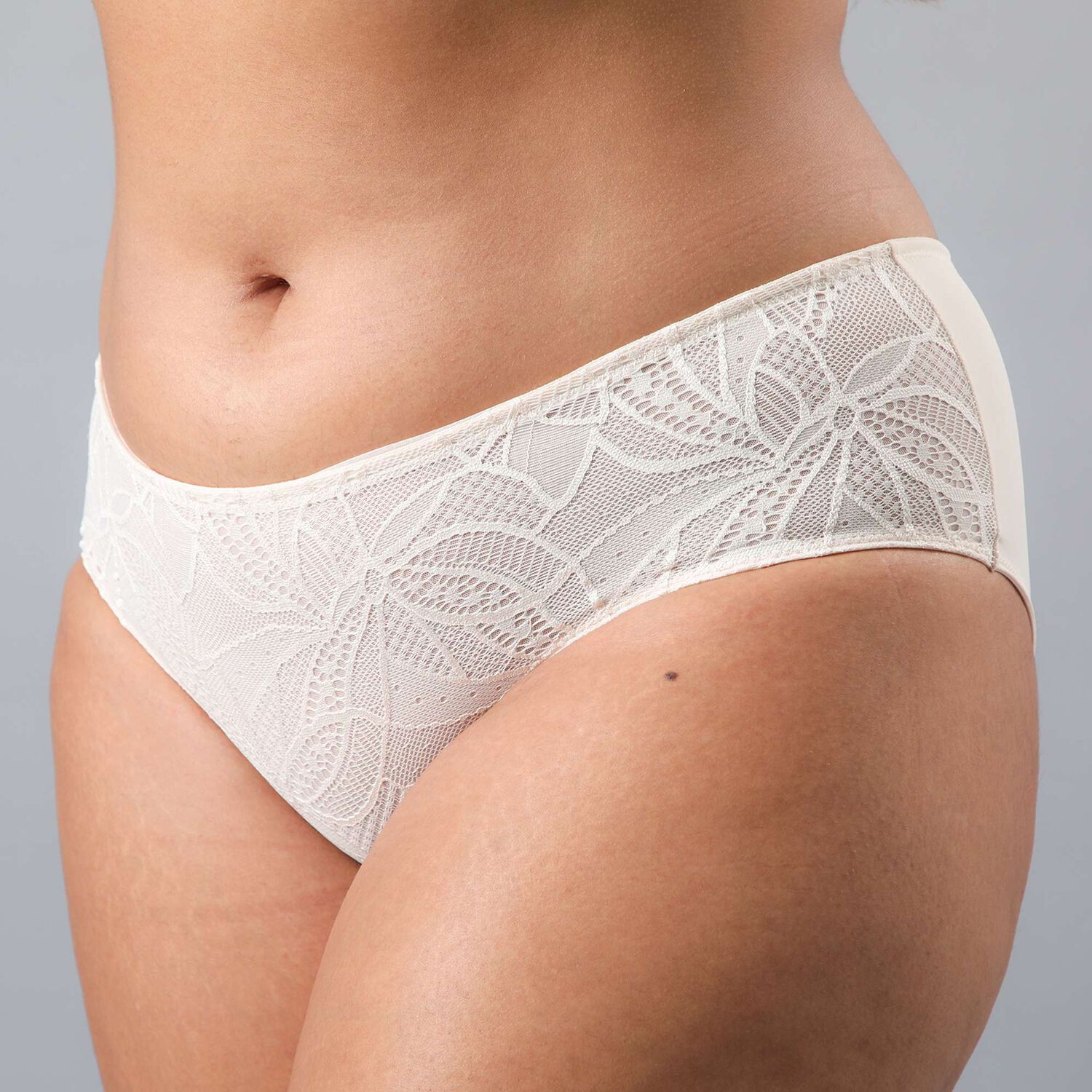 Pantaleta Con Encaje Mujer Flores 13487-135 image number 2.0