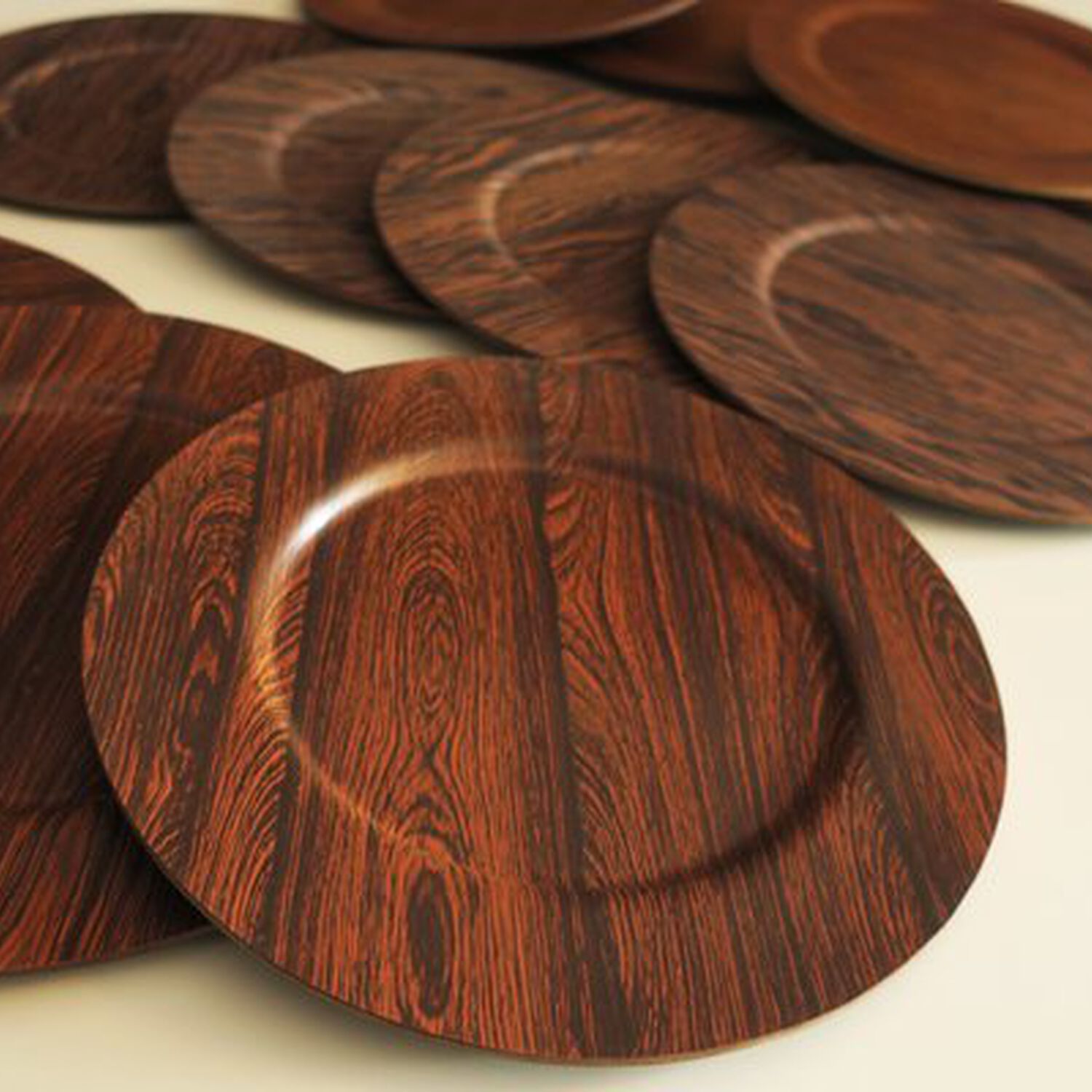 Plato Madera 33cm Wayu Mimbral Para Ocasiones Especiales image number 4.0