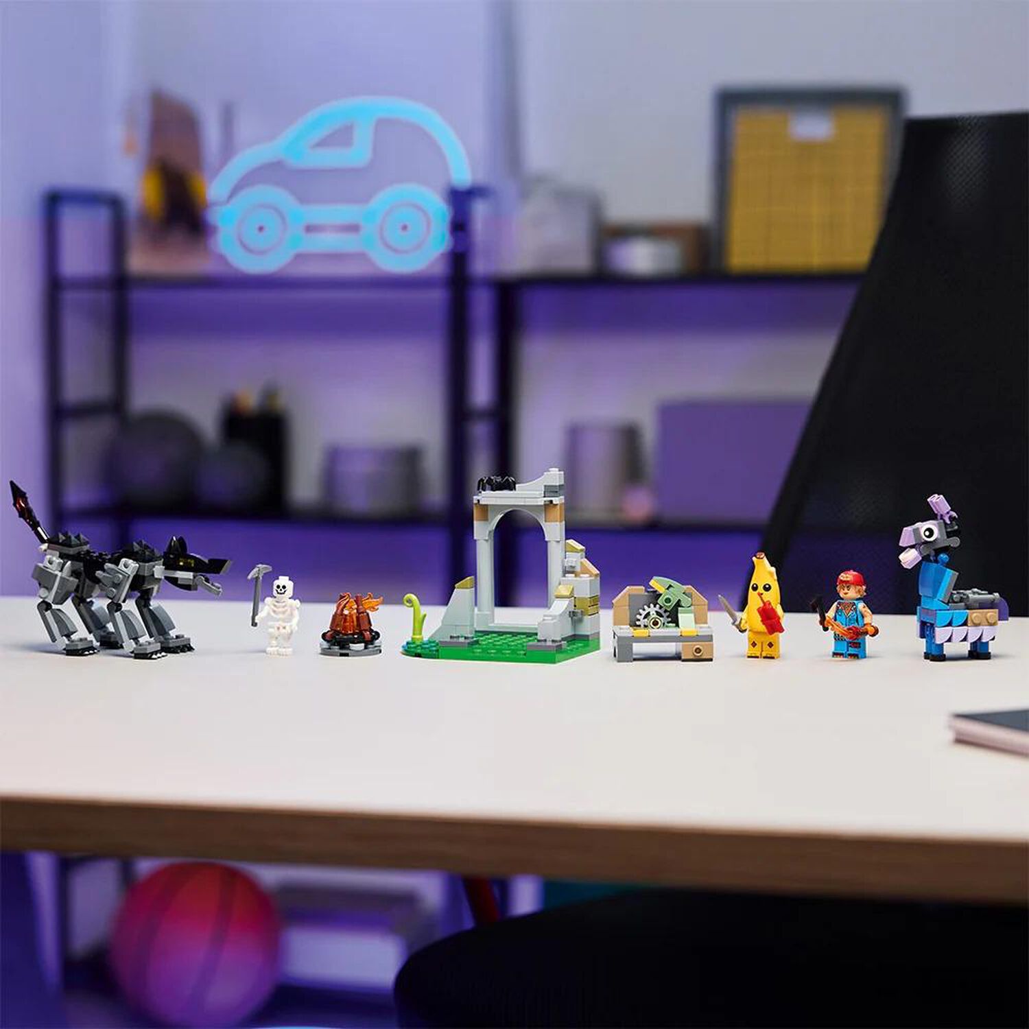Lego Fortnite - Campamento De Banano Y Buj&iacute;a - 77075 image number 6.0
