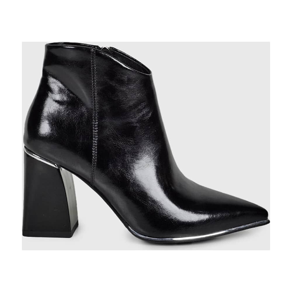 Bot&iacute;n Cuero Daymar Negro image number 1.0